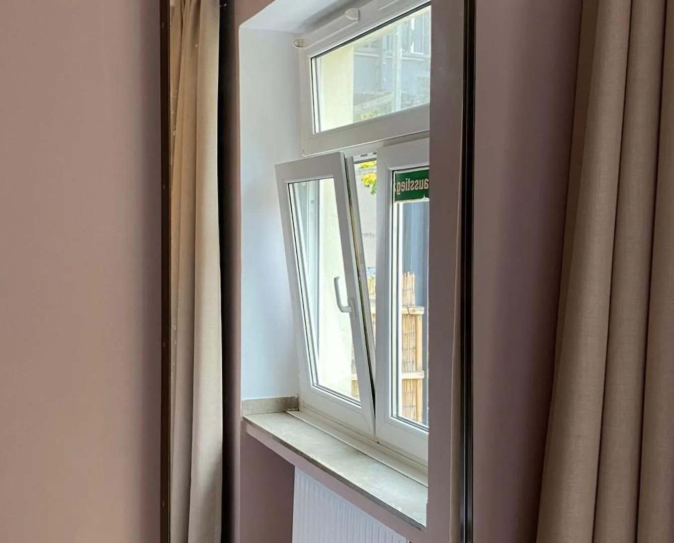 Hotel Petite Koenigsallee Self Check-In Düsseldorf