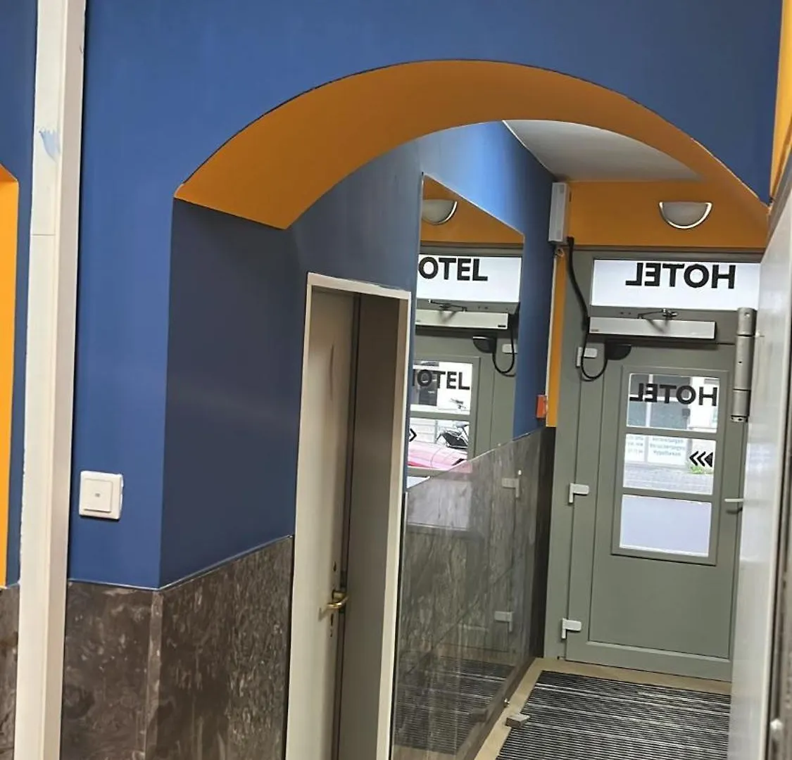 Hotel Petite Koenigsallee Self Check-In Düsseldorf