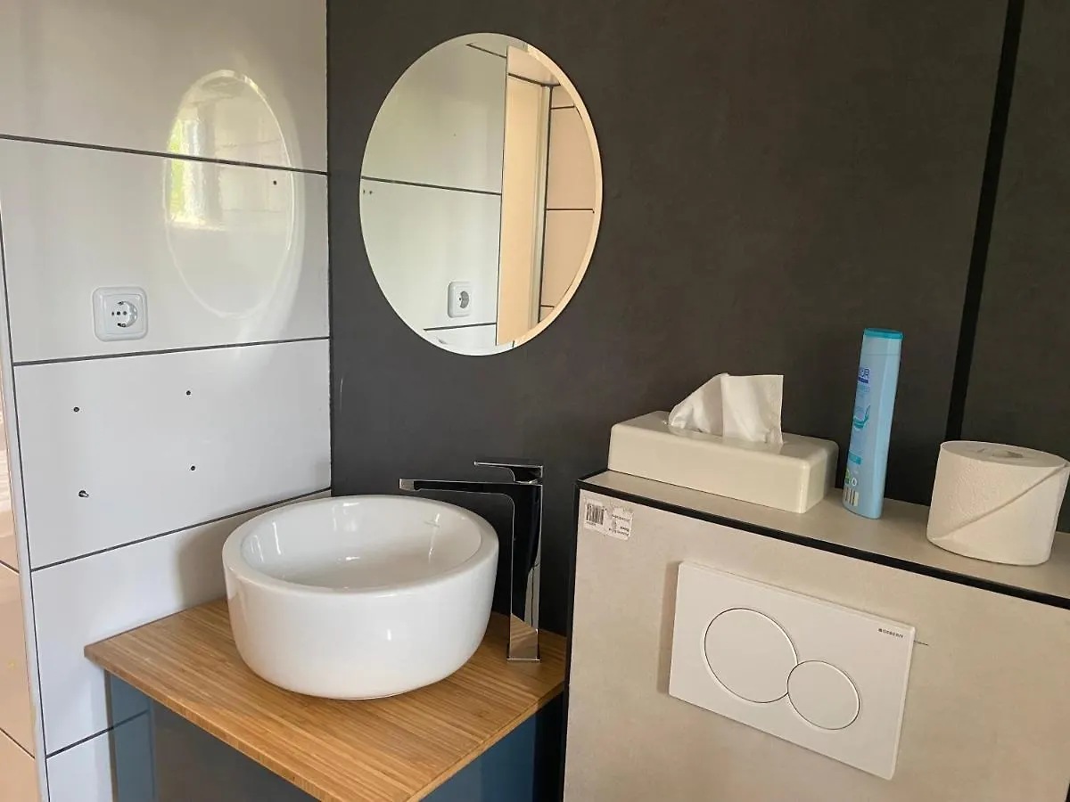 Hotel Petite Koenigsallee Self Check-In Düsseldorf 3*,  Németország